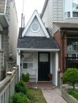 02_smallest_hous&amp;#101.jpg